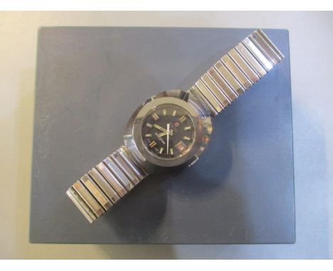 A ladies Rado Diaster wristwatch on an expanding bracelet 