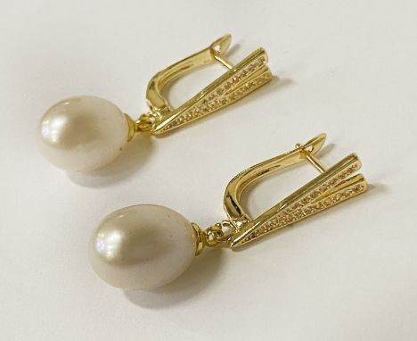 SOUTH SEA PEARL EARRINGS