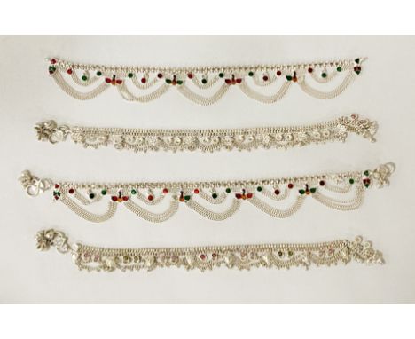 QTY OF SILVER JEWELLERY 5OZS APPROX