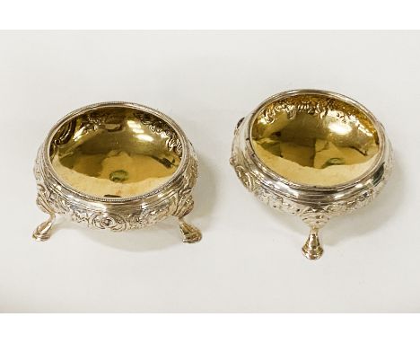 PAIR OF HM SILVER VICTORIAN SALTS 3OZS APPROX