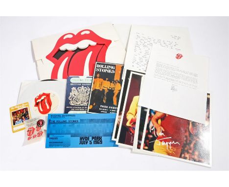 Rolling Stones 20th Anniversary Kit - Lips Logo folder Includes poster, 7" single, 5 colour prints, passport, postcards, tran