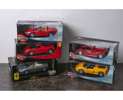   Konvolut von 5 Modellautos von "Hot Wheels", 1:18, versch. Ferrari-Modelle, je in orig.  Verpackung. Sammlerzustand.       