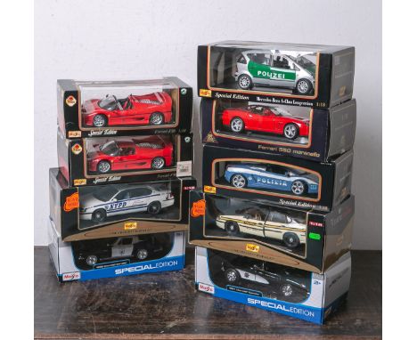   Konvolut von 9 Modellautos von "Maisto", Special Edition sowie Premium Edition, 1:18,  Ferrari-Modelle u. Polizei-Autos div