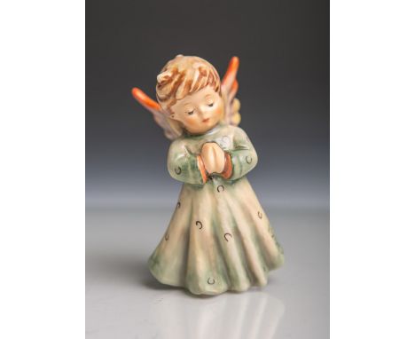   "Vom Himmel hoch" (Hummelfigur, Jahres-Christbaumschmuck) aus Keramik von Goebel (blaue  Unterbodenmarke, Unterbodenritznum