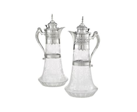 Paire de carafes en argent et verre givré, orfèvre Richard Muller, Riga, Lettonie (empire russe) fin XIXe s., la monture au d