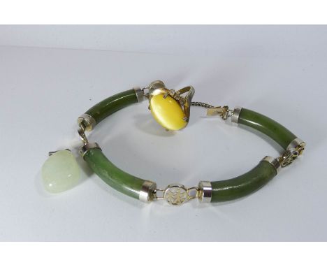 Vintage jade and silver bracelet, pendant and a dress ring 