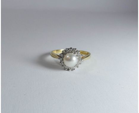 18ct gold cultured pearl and diamond cluster ring, ring size 'O'