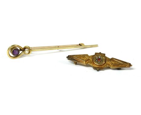 A gold amethyst and seed pearl brooch, tested as approximately 14-15ct gold, with 9ct gold pin and safety catch, 68mm long, 2