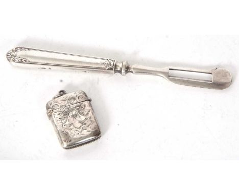 Mixed Lot: A late Victorian silver vester, Birmingham 1899 (a/f) together with an Elkington &amp; Co silver plated orange pee