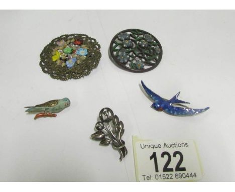 A silver Deco floral brooch, 2 enamel brooches and 2 other vintage brooches