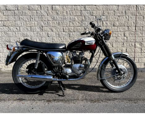 1970 [ERH 110J] Triumph Daytona T100R 500, 490cc parallel-twin cylinder classic motorcycle. This matching numbers example spe