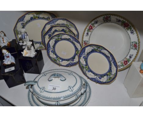 Ceramics -a Royal Doulton Mina pattern sauce tureen, stand and ladle; a small quantity of Royal Doulton Merryweather plates ;