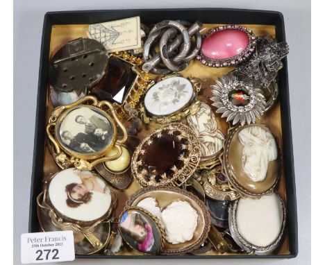Large collection of costume and other brooches, Victorian etc. to include: cameos, continental portrait designs, mosaic etc. 