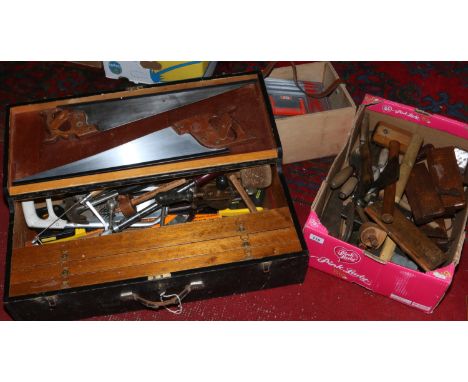 A quantity of vintage tools to include saws, mallets, screwdrivers etc.