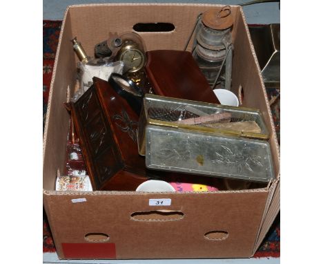 A box of miscellaneous collectables to include Shelley June 1911 coronation mug, brass blow lamp, cut throat razors, cigarett