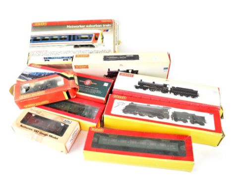 A group of nine Hornby OO model railway items to include engines with tender and rolling stock, 'R2169 BR 4-6-2 Clanline Merc