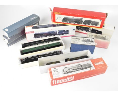 A group of Hornby and Wills OO gauge model railway items to include three Hornby engines and tenders 'R2623 BR 4-060 King Art