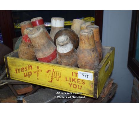 *VINTAGE STYLE 'SEVEN UP' CRATE COMPLETE WITH ORIGINAL WOODEN SKITTLES