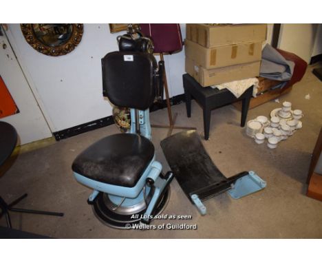 *VINTAGE SAPPHIRE DENTIST CHAIR
