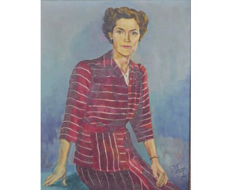 Early 20th century half length portrait of a lady, signed W. Savage and dated 1947, framed, 59 x 74cm 