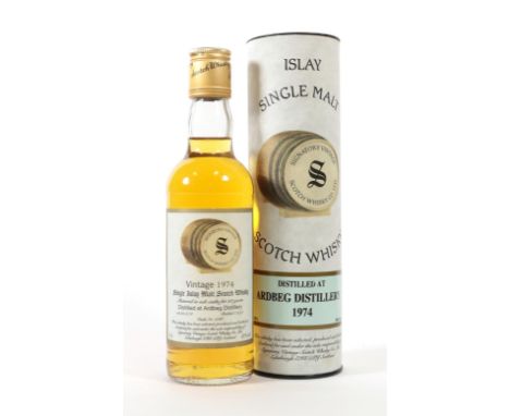 Ardbeg Signatory Vintage 1974 23 Years Old Single Islay Malt Scotch Whisky, for Signatory Vintage Scotch Whisky Co., Ltd., di
