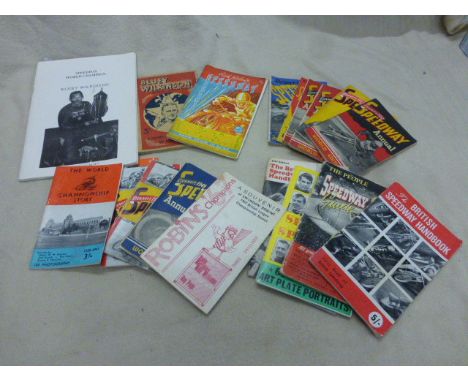 Speedway - a collection of 20+ annuals booklets etc, 1940's onwards incl. various Stenner's Annuals, Bluey Wilkinson World Ch