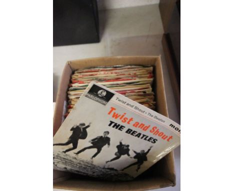 Vinyl - Collection of over 80 45s including 11 x The Beatles in company sleeves and the Twist & Shout EP coupled with numerou