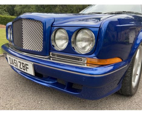 First registered “1 WO” to Bentley Motors as a press car, one of 63 in right-hand drive and the only example in Sequin Blue.J