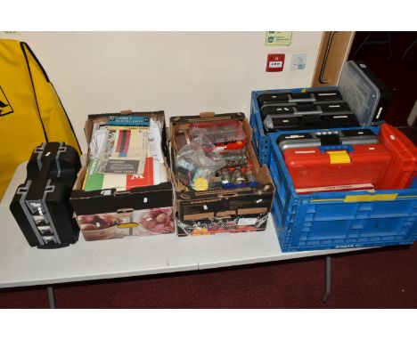AN EXTENSIVE COLLECTION OF LOOSE MECCANO, assorted parts from most eras, to include a large quantity of assorted wheels, gear