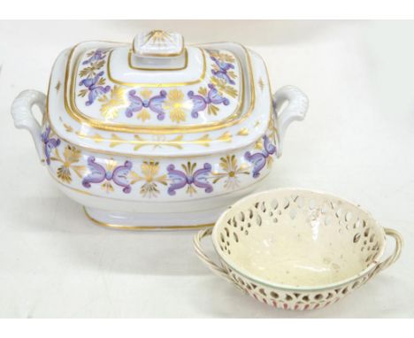 A WEDGWOOD QUEENSWARE RETICULATED MINIATURE OVAL BASKET, DECORATED IN GREEN AND PUCE ENAMEL, 11CM W, IMPRESSED MARK, EARLY 19