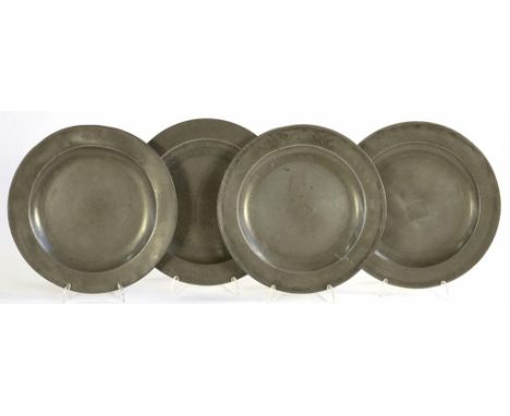 A SET OF FOUR 19TH C ENGLISH PEWTER PLATES, 24CM D