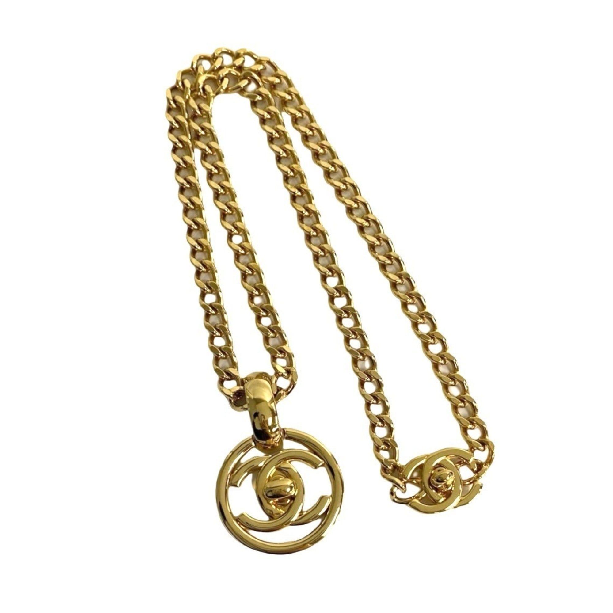 CHANEL Vintage 97P Engraved Turnlock Coco Mark Chain Necklace Pendant Gold 25101