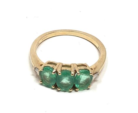 14ct gold emerald &amp; diamond dress ring (3g) 