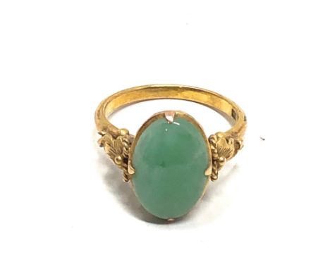 14ct gold jade cocktail ring (3.9g) 