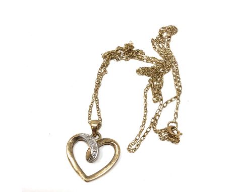 9ct gold vintage diamond  heart pendant necklace (1.4g) 