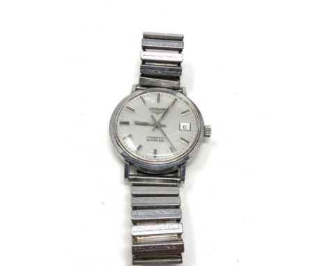 Vintage Longines conquest automatic gents  wristwatch 