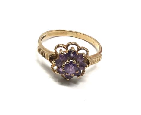 9ct gold amethyst  ring (2.2g) 