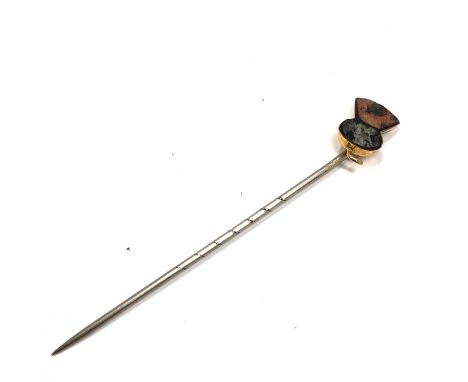 9ct gold antique agate scottish thistle stick pin (1.1g) 