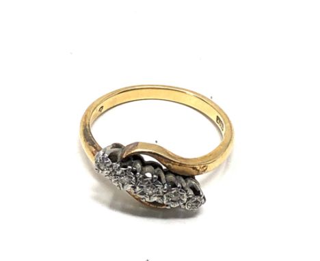 18ct gold &amp; platinum diamond five stone ring (3.2g) 