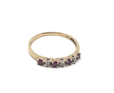 9ct gold ruby &amp; diamond seven stone dress ring (1.4g) 