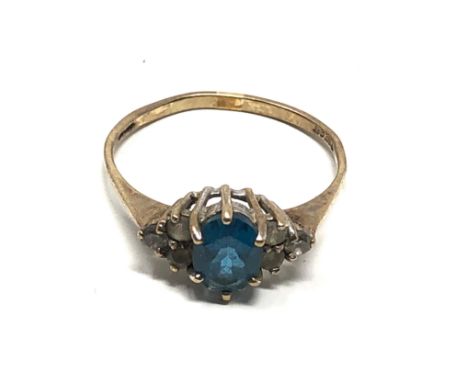 9ct gold blue topaz &amp; clear stone ring (1.7g) 