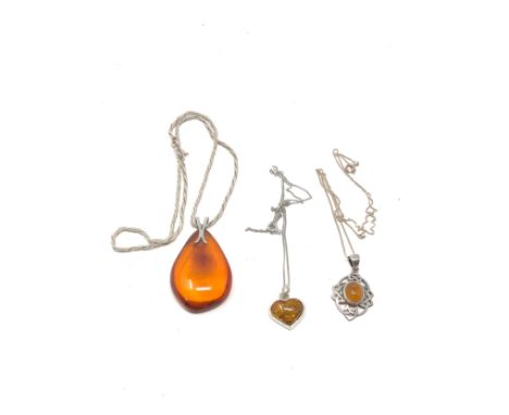 3 X Vintage Silver Amber Necklaces (22g) 