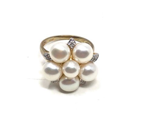 9ct gold pearl &amp; diamond ring (5.5g) 