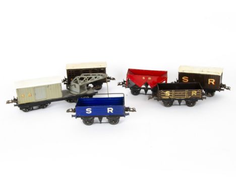 Hornby O Gauge Pre-War Southern Railway Freight Stock, including enamelled brown No 1 van with large gold letters, brown catt