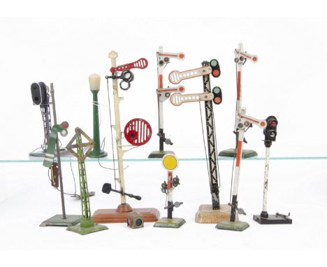 An Assemblage of 'Scale' Continental and US O Gauge Signals, including a very early Märklin arm-and-disc unit, with co-acting