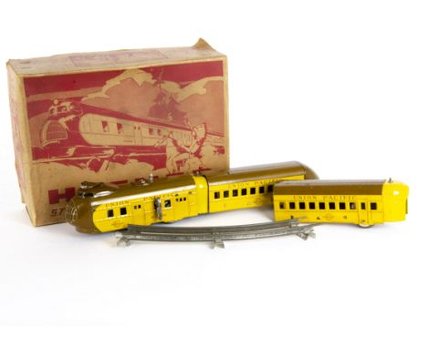 A Boxed Hafner 0 Gauge clockwork Three-Car Diesel Flyer Set, box ref 103, containing M10000 motor coach with battery-operated