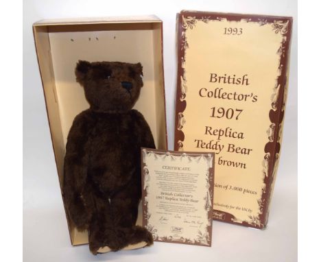 Boxed replica of a Steiff bear made by Steiff for 1907, made in a limited edition of 3000.   (Note: being sold on behalf of C