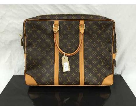 Louis Vuitton : a document case, monogram canvas, with tan trim, with twin carry handles, width at widest point 41 cm. 