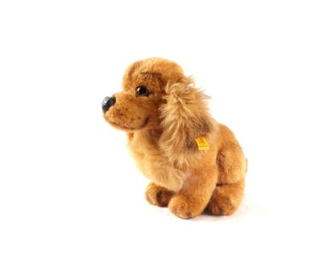 A Steiff seated dog, No.2884/26