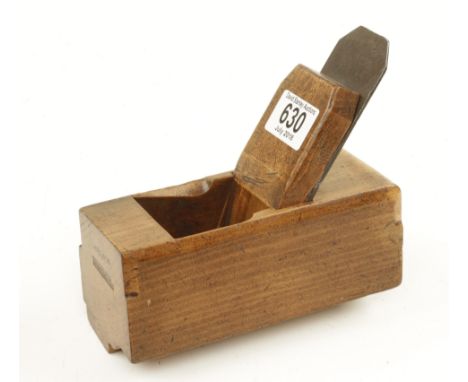 A beech handrail plane by NELSON G+
